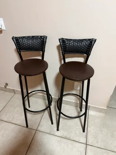 Banquetas Altas
