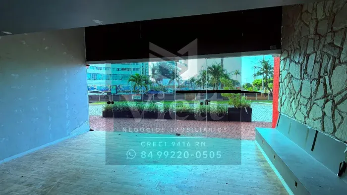 Excelente Ponto Comercial para Locação em Natal-RN, Bairro Ponta Negra: 3 Salas, 2 Banheir