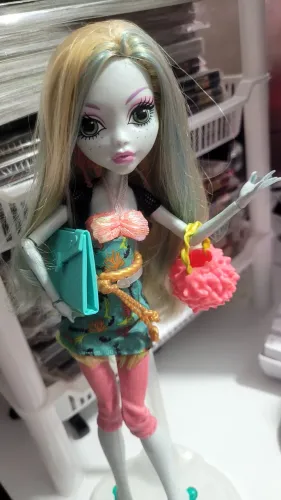 Lagoona Picture Day Monster High