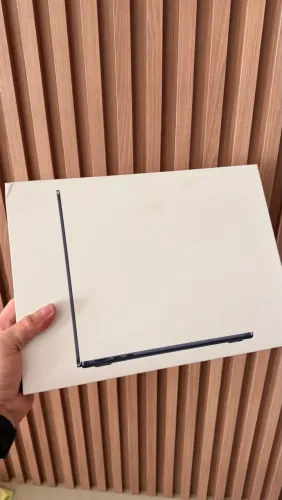 MacBook Air M5 16GB/512GB