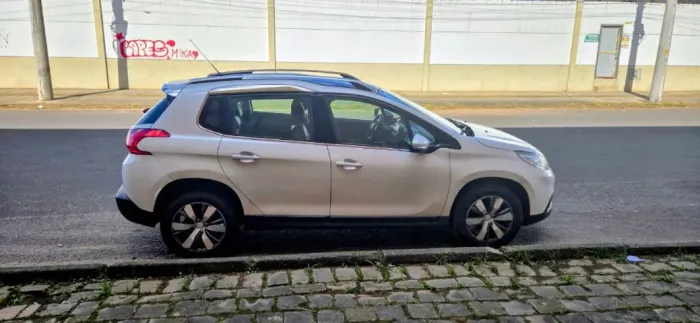 Peugeot 2008 Griffe 1.6 Flex 16V 5P Aut. 2016