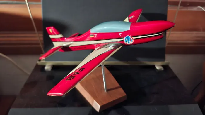 Maquete Avião Tucano T-27