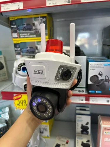 Câmera Tripla Wi-fi com App Visão Noturna Microfone e muito mais