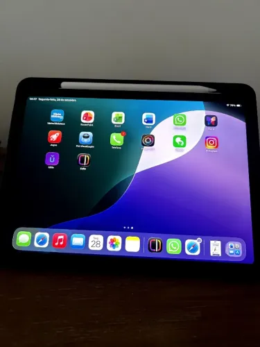 VENDO IPAD AIR 11 POLEGADAS, 128 GB + APPLE PENCIL PRO + CAPA