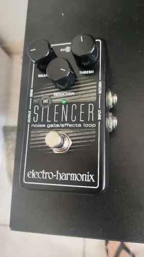 Pedal Eletro Harmonix - The Silencer
