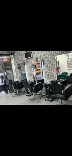 Vende-se cadeiras profissionais de salão de beleza