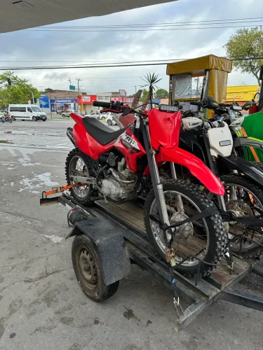 Vende-se !!