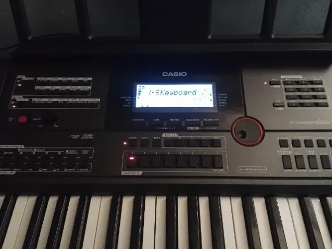 Teclado Profissional Casio CTX5000 novíssimo na garantia de fábrica até junho de 2027