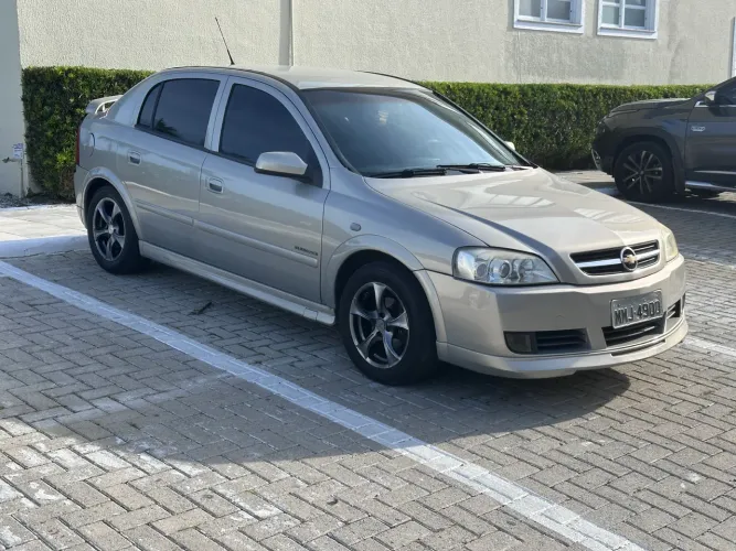 Chevrolet Astra Elegance 2.0 MPFI Flexpower 8V 5P 2005
