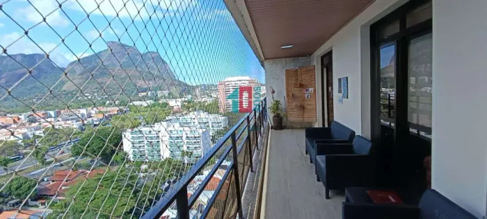 Barra da Tijuca | Apartamento 4 quartos, sendo 1 suite