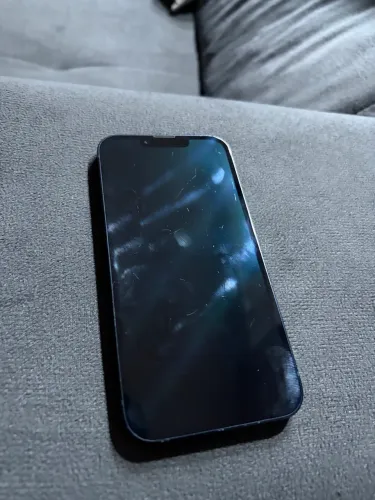 iPhone 13