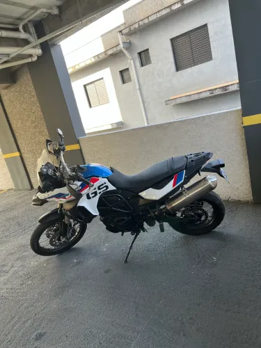 Moto F800 GS 2010 linda !