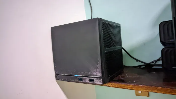 Gabinete Steam Machine IC para placas e fontes atx 22cm quadrados