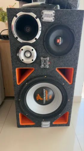 Caixa 4 Vias 15" Tornado Jbl 15swt2200 Terminal Borne