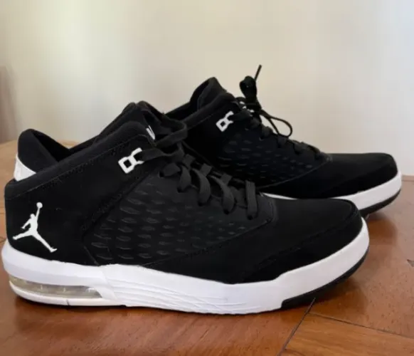 Tênis Jordan Flight Origin 4