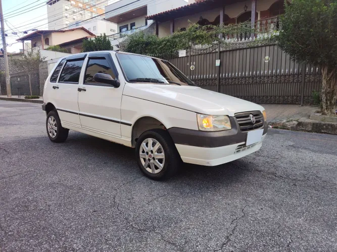 Fiat Uno Mille Celeb/celeb.econ 1.0 F.flex 4P 2009