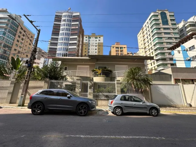 Casa para Locação Comercial - Meia Praia, Itapema/SC