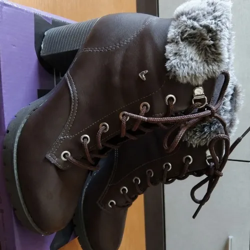 Bota Mississipi marrom tamanho 37 em boas condições!