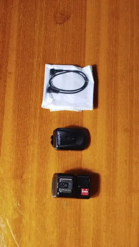 Rádio Flash Speedlite PT-16GY - 16 Canais Disparador Remoto Canon Nikon
