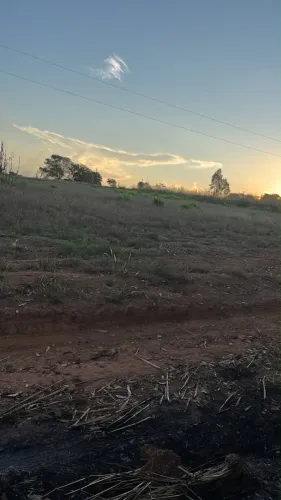 Aluga-se pequena área rural