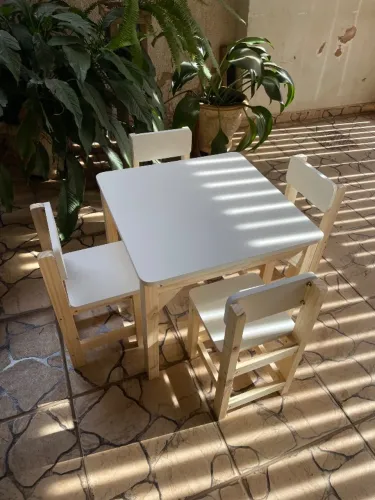 Mesa infantil 4 cadeiras em mdf