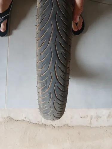 Pneu de moto