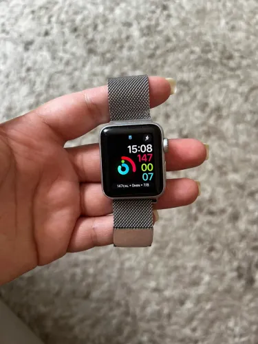 Apple Watch Series 3 - 38mm | Prata com pulseira Milanese