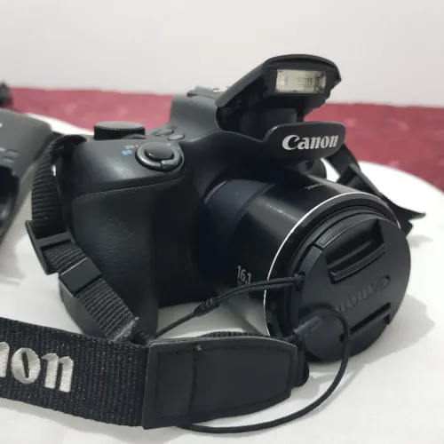 CANON PowerShot SX60 HS POUCO usada JAPONESA (idioma Jp/Inglês)