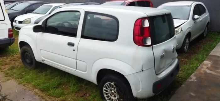Sucata Fiat Uno Vivace 2013 Disponível Para Retirada De Peças