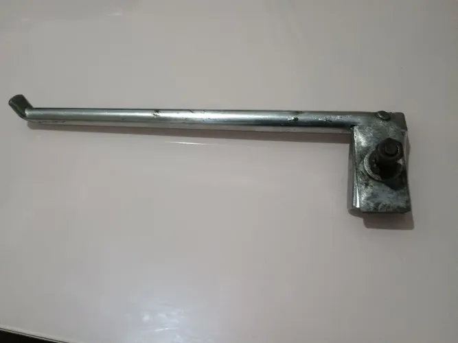 Pezinho de descanso original Peugeot 10 