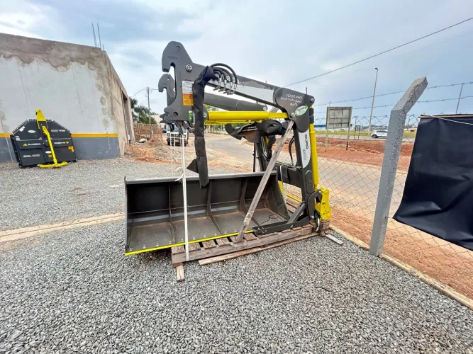 Conjunto frontal PCAL 1500 C/ Concha 600 lts P/ tratores de 75 a 90 CV