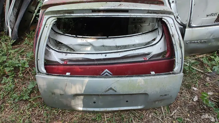 Tampa traseira porta-malas citroën C3 2003/2004 2005/2006 2007/2008 2009/2010 2011/2012