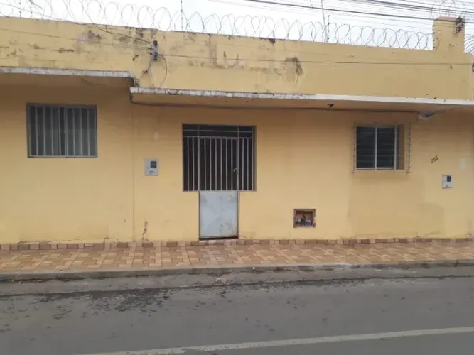 alugo casa vila guilhermina 