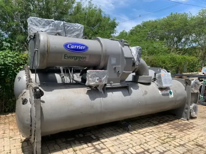 Chiller Centrifugo Carrier 800 TR