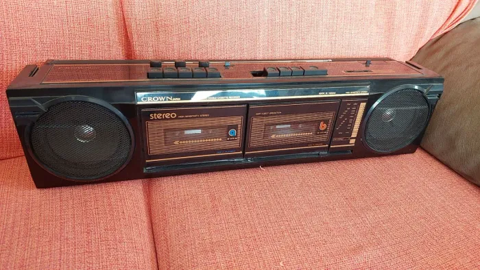 RÁDIO ANTIGO CROW JAPAN RECORDER SÓ VENDA NÃO TROCO POR NADA
