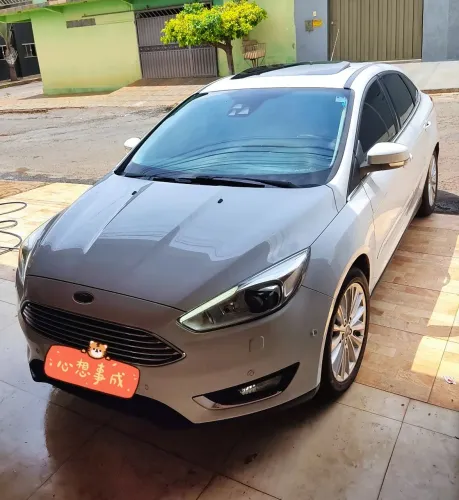 Ford Focus Fastback Tit./t.plus 2.0 Flex Aut. 2016