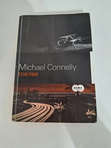 Livro em inglês Echo Park - Michael Connelly