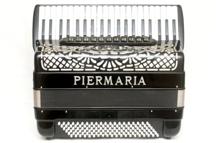 Acordeon Italiano Piermaria 120 Baixos