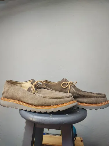 Sapatos de Camurça