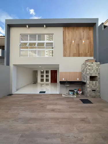 Excelente Casa com 5 quartos em Universitário - Caruaru - PE