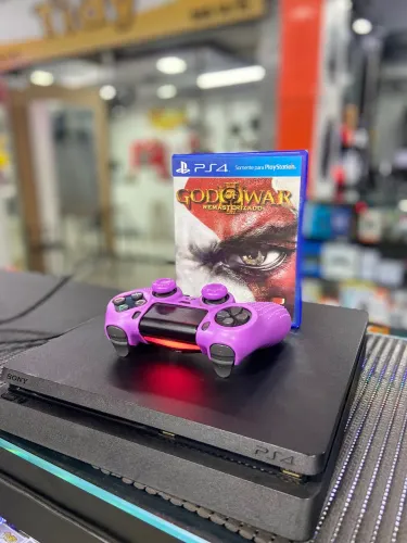 Ps4 slim + 1 jogo ( Loja física )