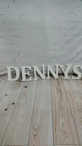 Letras de MDF branco nome DENNYS 