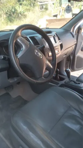 Toyota Hilux CD SRV D4-d 4X4 3.0 TDI Diesel AUT 2015