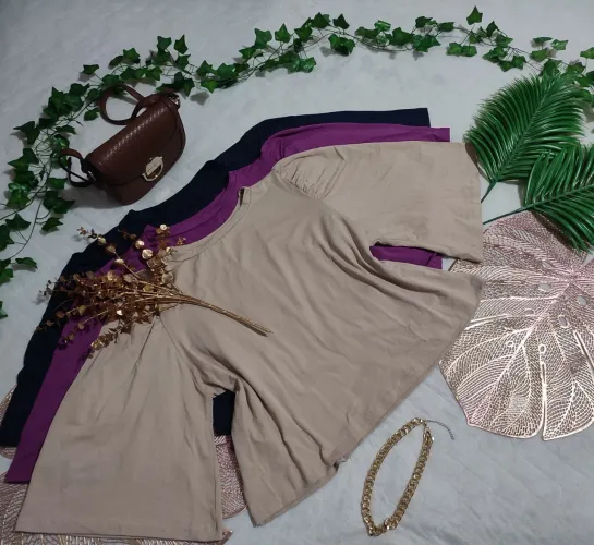 Blusa Feminina Manga Flare com Gola Careca