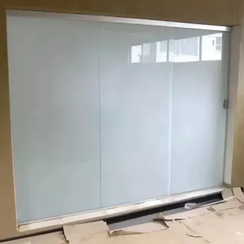 Película branca off white para portas de banheiro