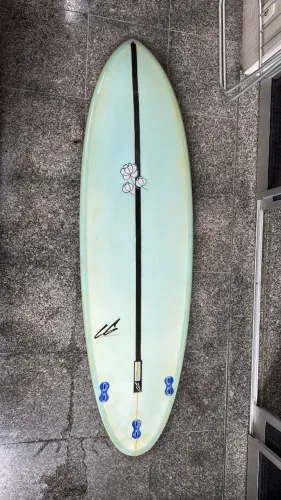 Prancha de Surf Evolution, 6' 8" x 21 1/2" x 2 5/8".
