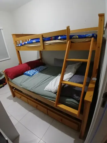 Treliche em excelente estado