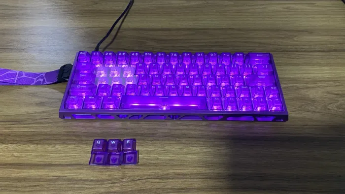 KeyCaps Translúcidas Roxo Keycaps do Irok MG63 
