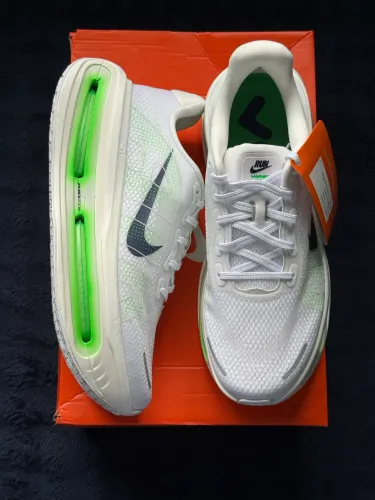 Nike Vomero Premium Green Spark