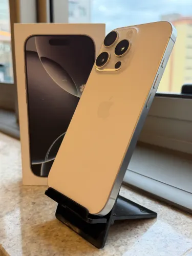 iPhone 16 Pro 128GB Branco - SEMINOVO - LOJA FÍSICA 